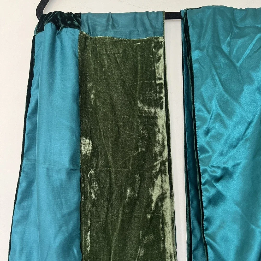 NWT Coldwater Creek‎ Green Velvet Satin Blocked Scarf Green Lots Of 2